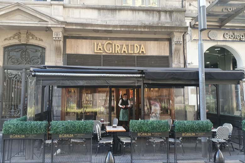 O famoso bar de La Giralda