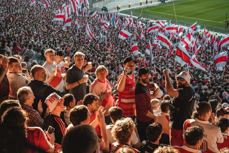 Uma foto de lembrança enquanto desfrutamos do jogo