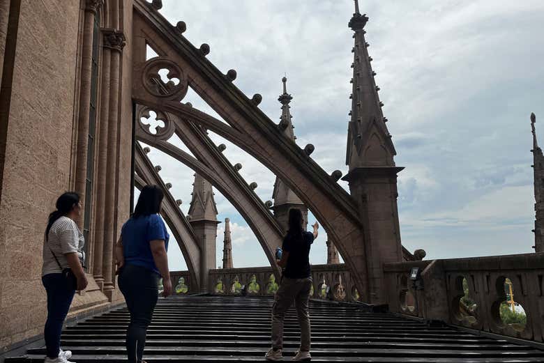 Em um dos pontos mais altos da Basílica de Luján