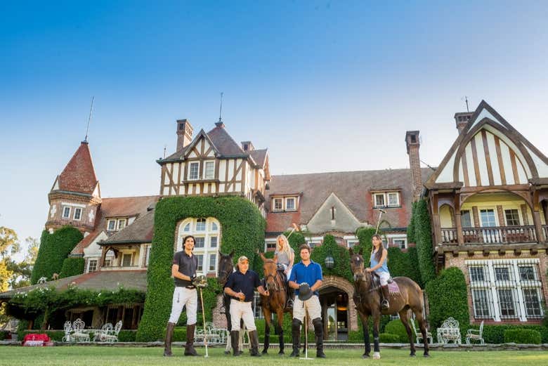 Preparados para jogar o polo na Estância Villa María